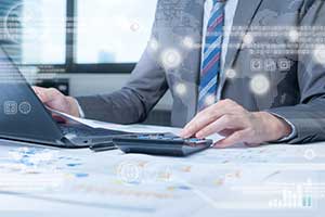 Employee working in a virtual office through VoIP