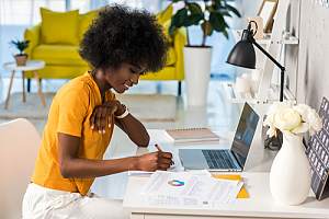Woman researching pandemic information 