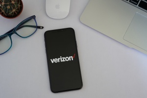 verizon phone on table