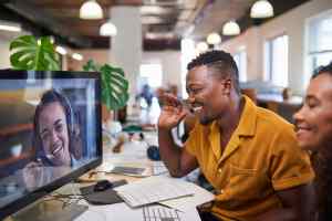 meeting in a Hybrid Work Model for Small Businesses